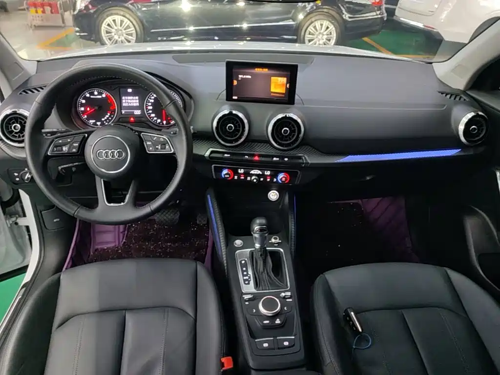 Audi Q2L — миниатюра 10