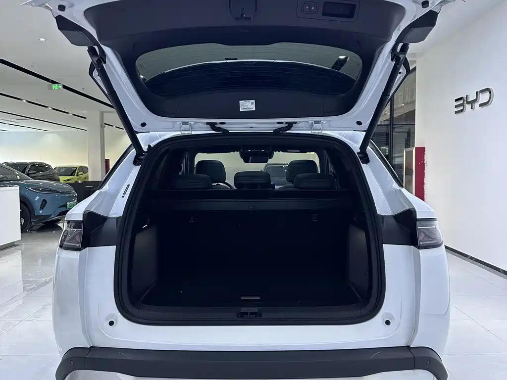 BYD L DM-i — миниатюра 11