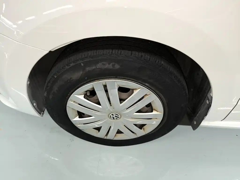 Volkswagen Polo — миниатюра 23
