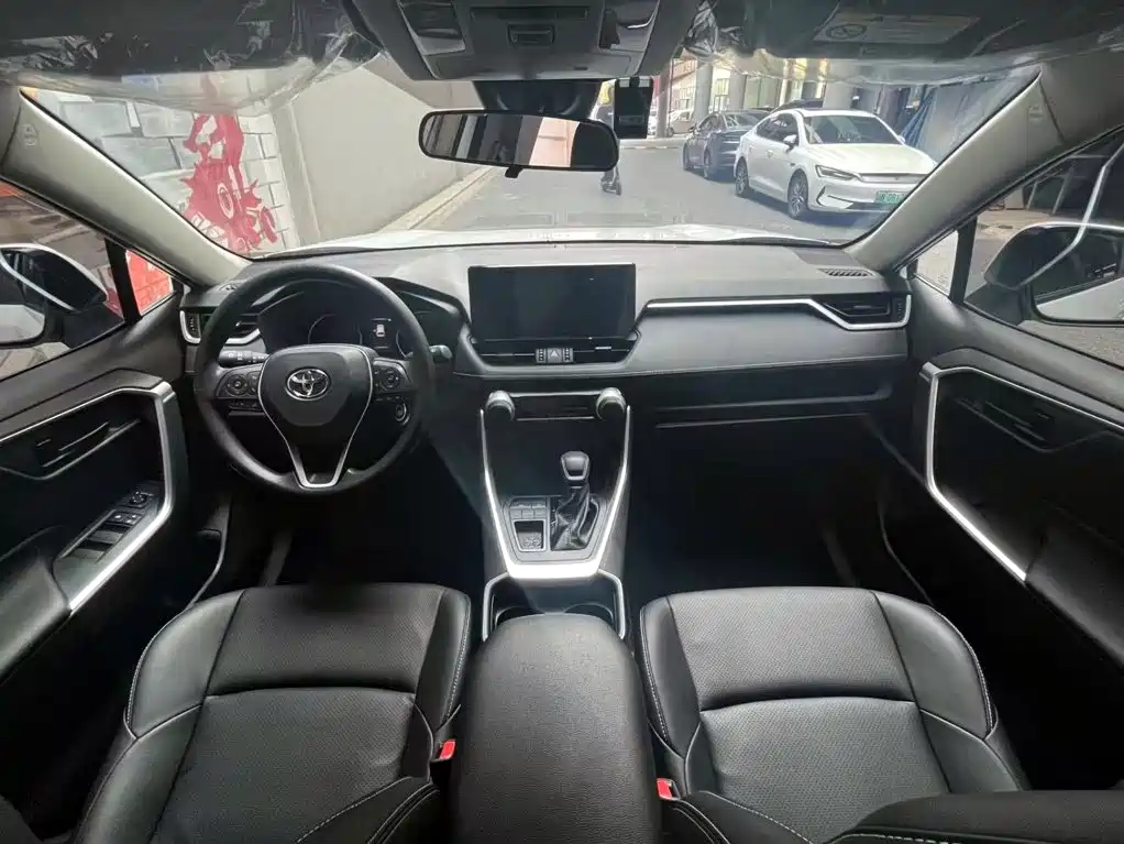 Toyota Wildlander — миниатюра 11