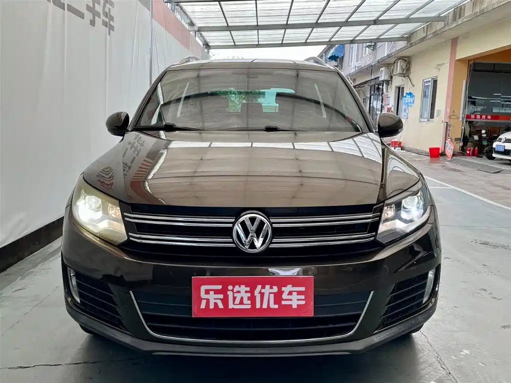 Volkswagen Tiguan 2016 300TSI AT Luxury
