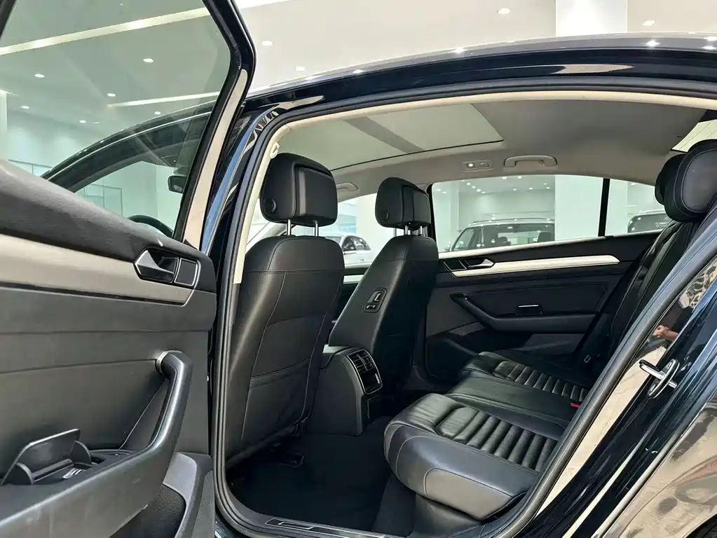 Volkswagen Magotan — миниатюра 6