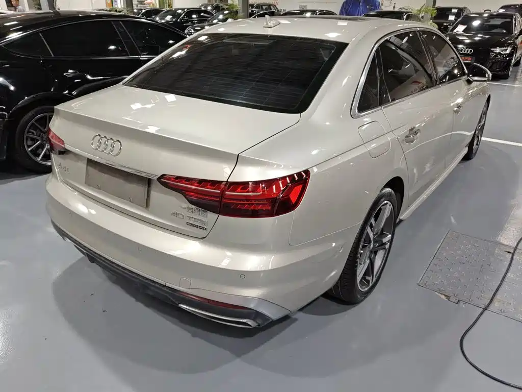 Audi A4L — миниатюра 7