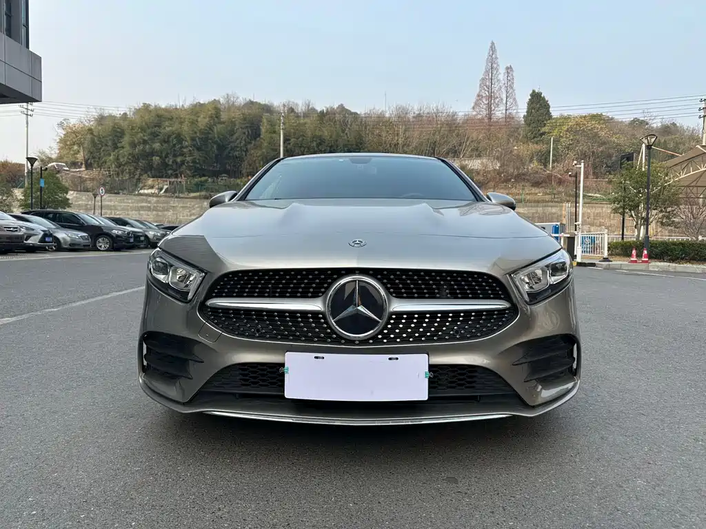 MERCEDES-BENZ A CLASS