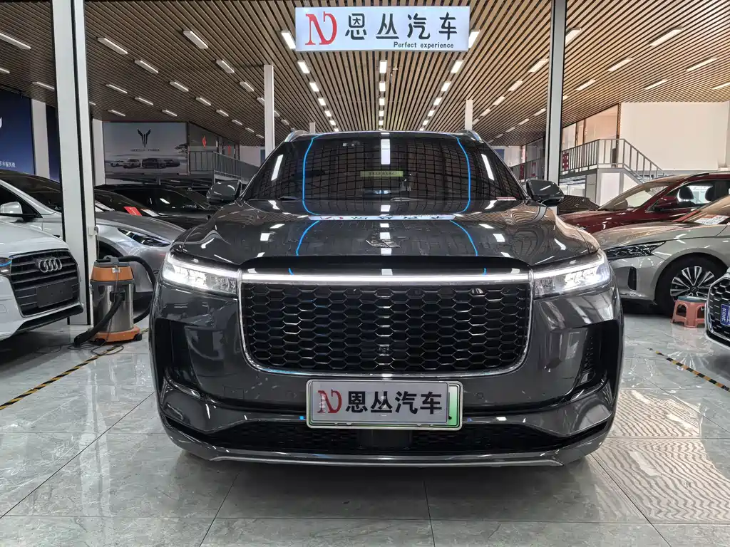 Li Auto Li ONE — миниатюра 2