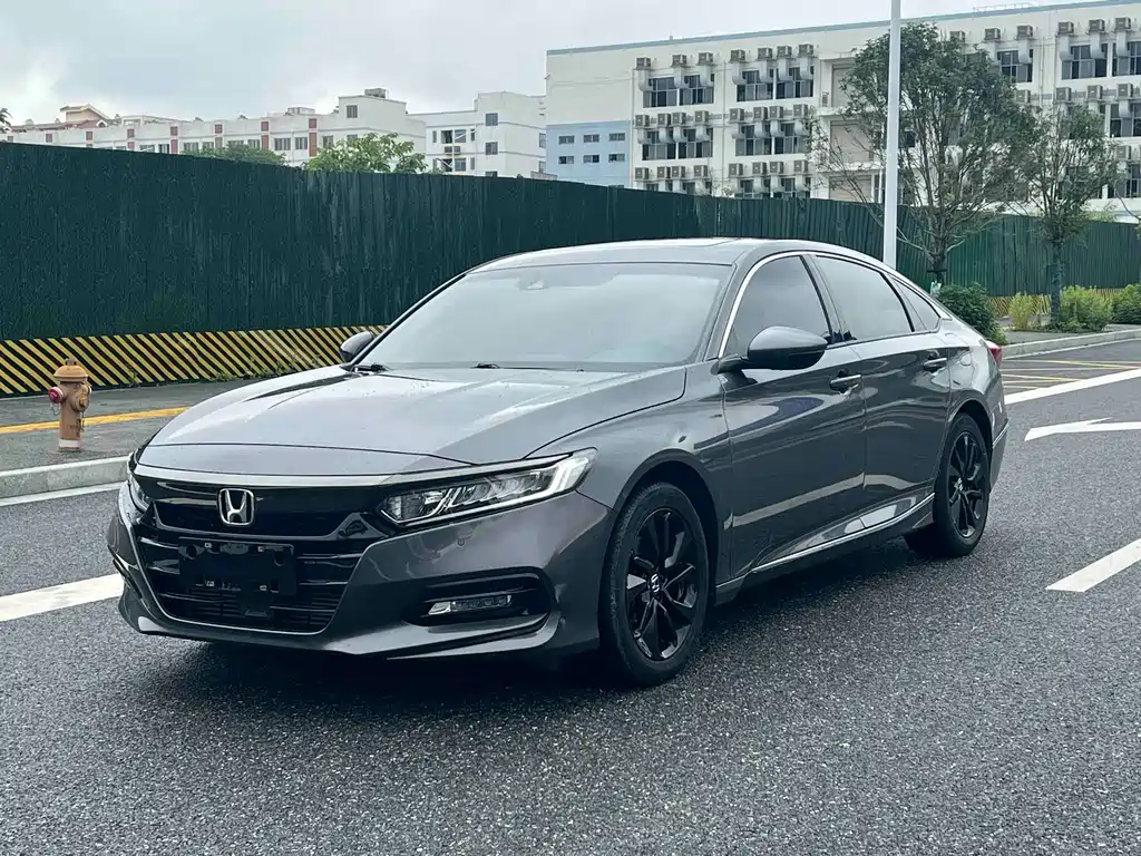 Купить Honda Accord