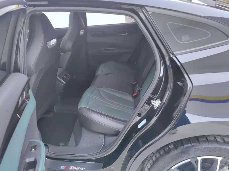 Changan UNI-V iDD — миниатюра 11