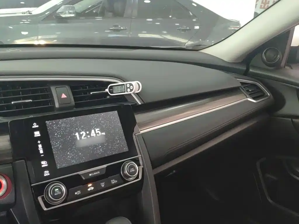 Honda Civic — миниатюра 10