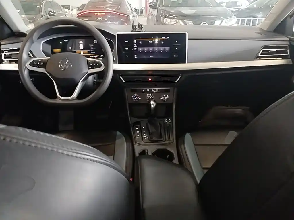 Volkswagen Lavida — миниатюра 10