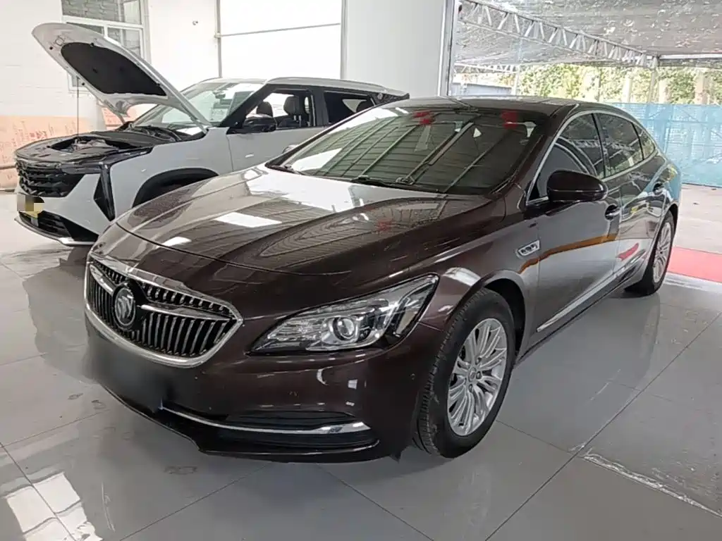 Buick LaCrosse — миниатюра 2
