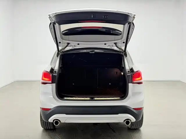 BMW X1 — миниатюра 11