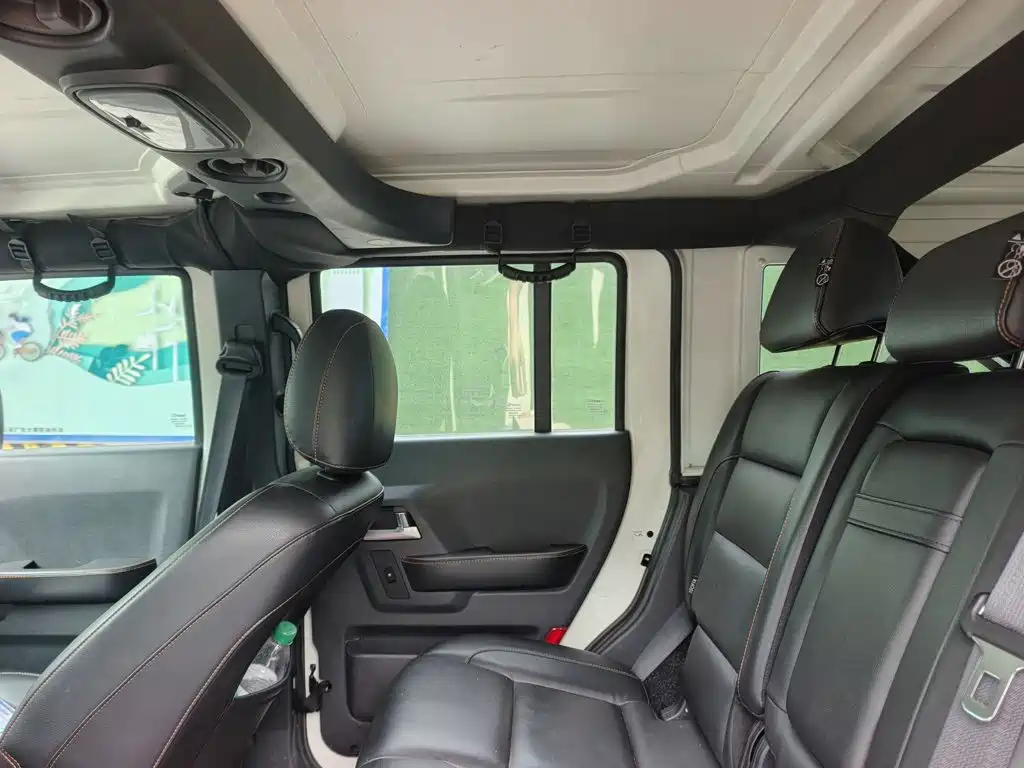 BAIC BJ40 2016 40L 2.3T AT Premium