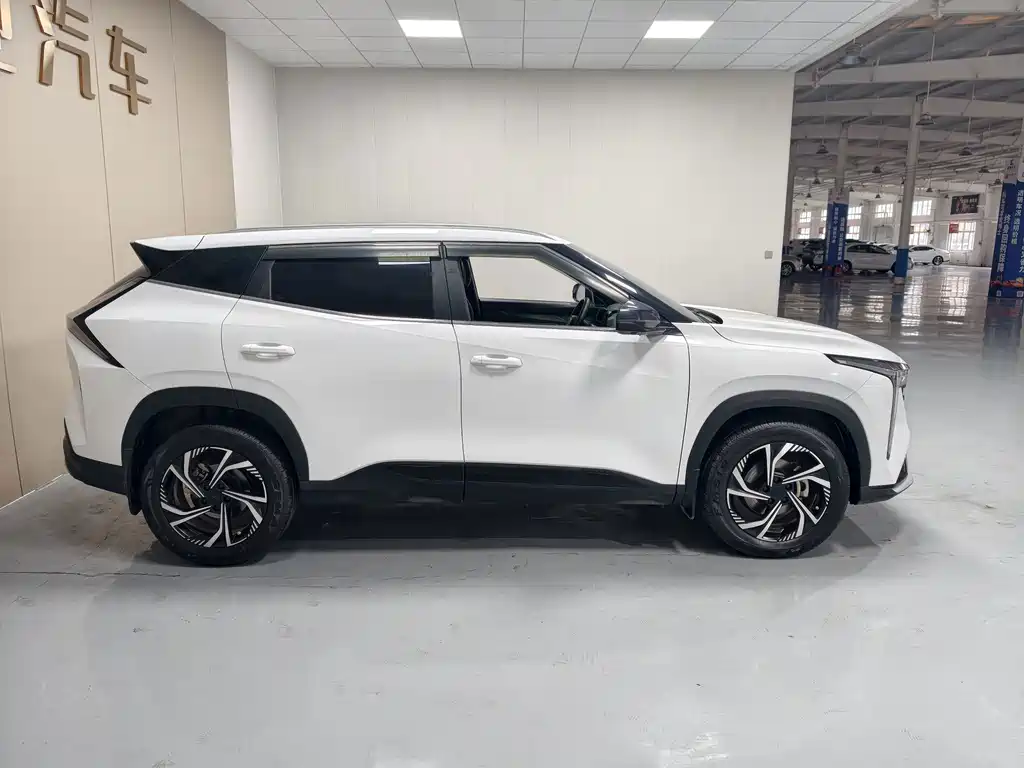 Geely Boyue — миниатюра 7