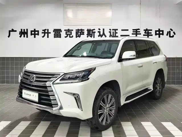 LEXUS LX 2017