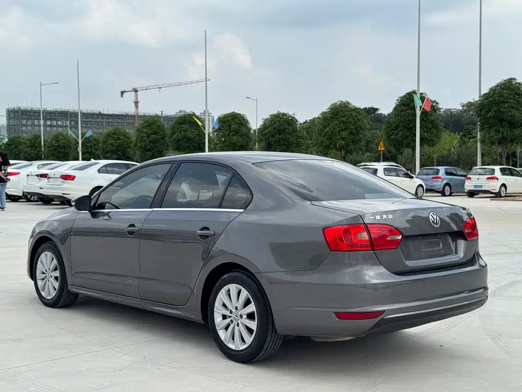 Volkswagen Sagitar — миниатюра 7