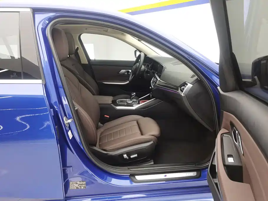 BMW 3 Series — миниатюра 8