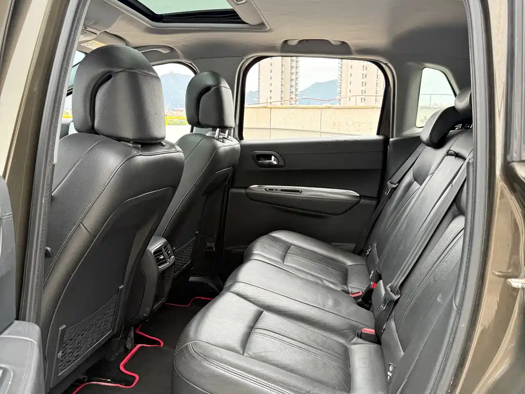 Peugeot 3008 — миниатюра 7