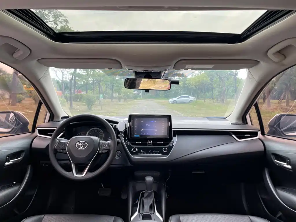 Toyota Corolla — миниатюра 19