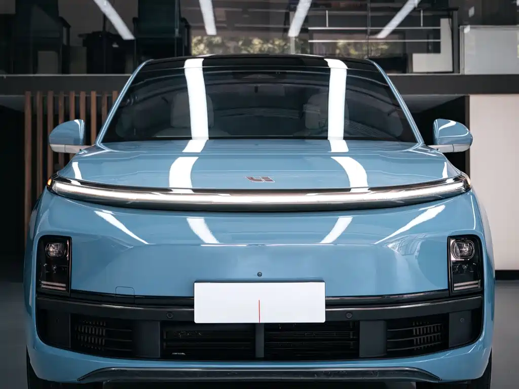 Li Auto Li L8 — миниатюра 2