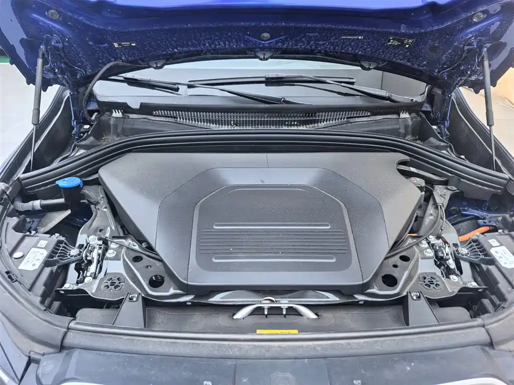 BMW iX1 — миниатюра 17