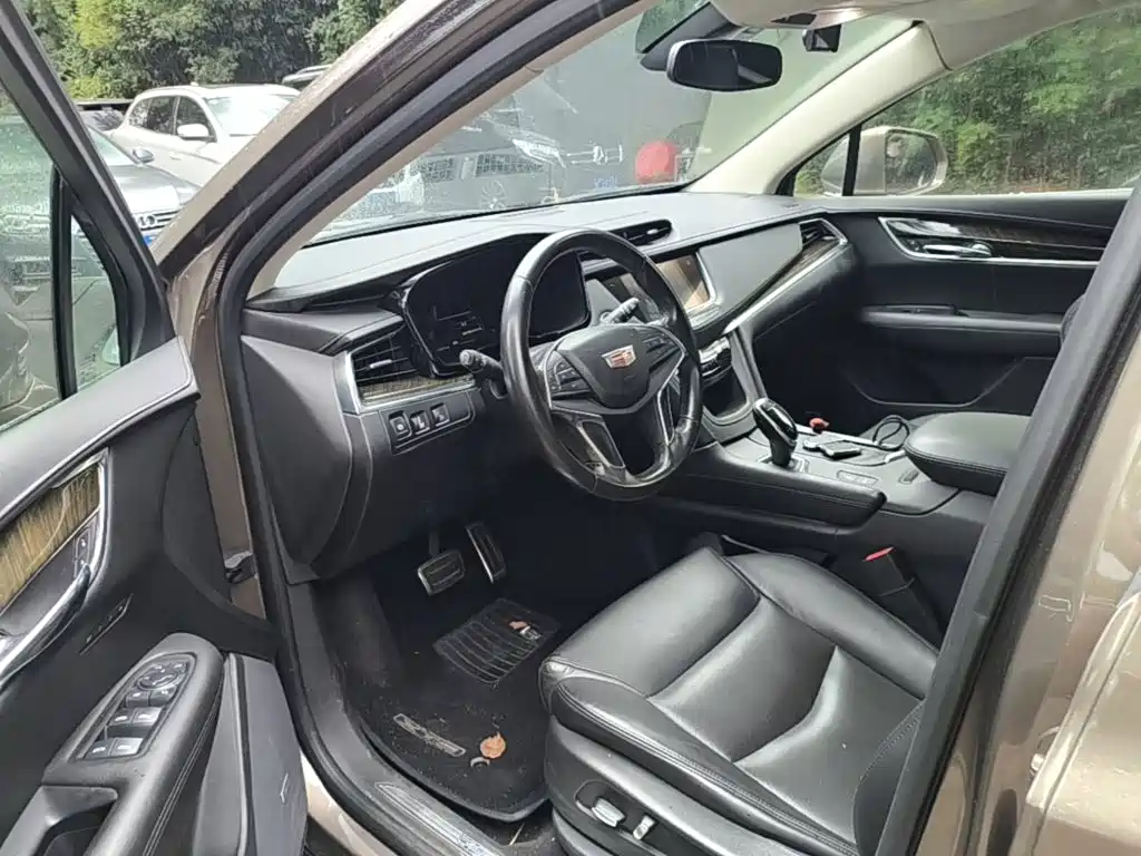 Cadillac XT5 — миниатюра 16