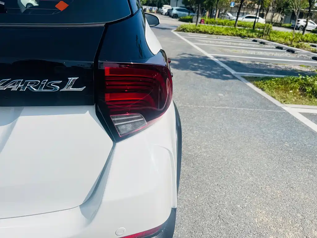 TOYOTA YARIS L ZHIXUAN