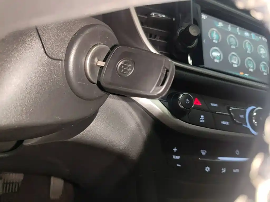 Buick Excelle — миниатюра 9