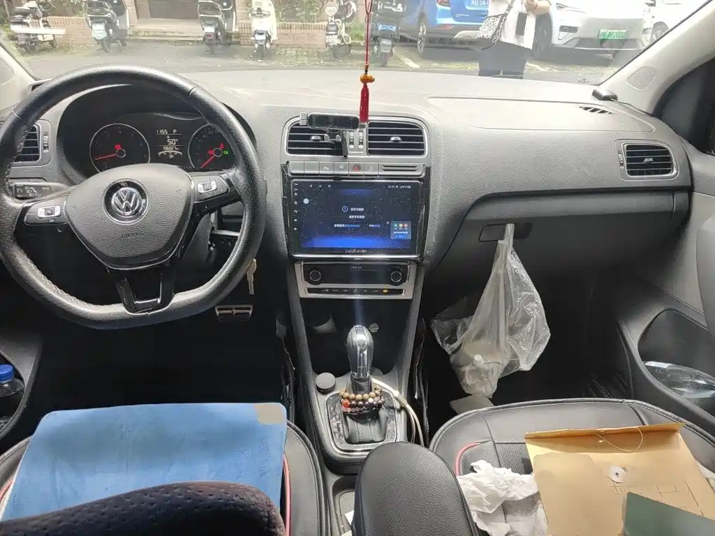 Volkswagen Polo — миниатюра 13