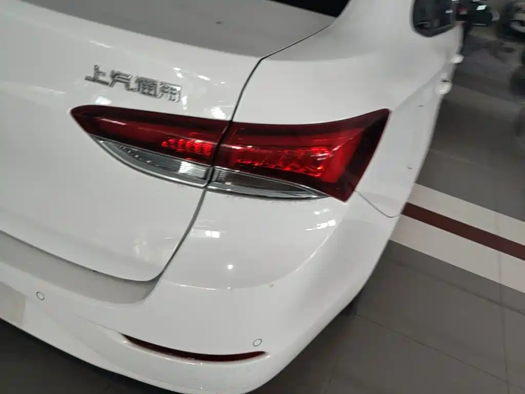 Buick Excelle — миниатюра 8