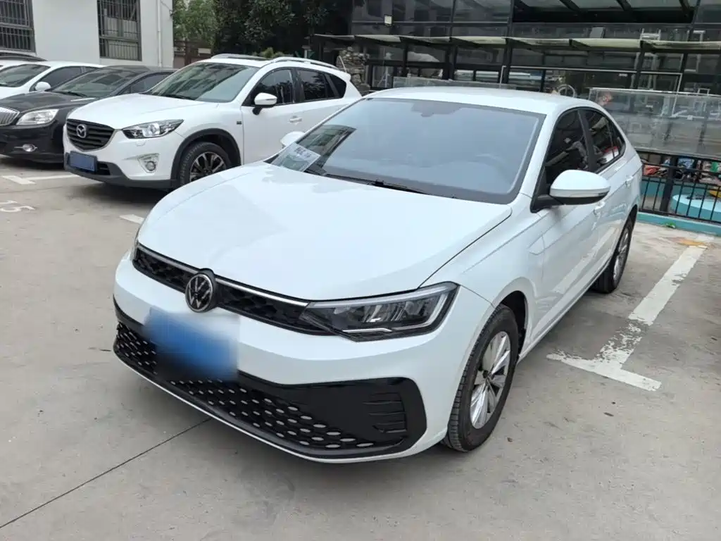 Volkswagen Lavida — миниатюра 2