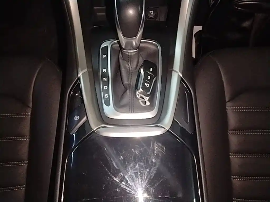 Ford Mondeo — миниатюра 14