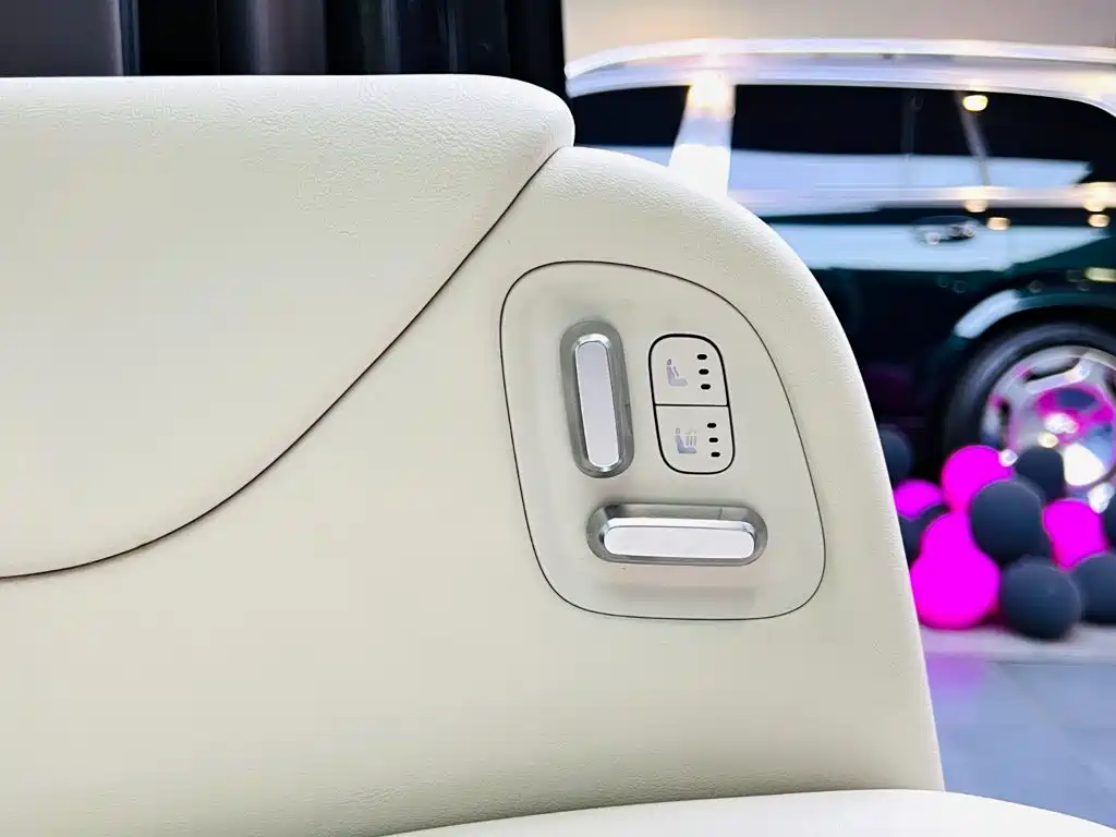 Li Auto Li MEGA — миниатюра 15