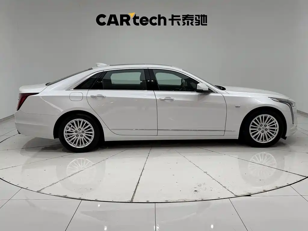 Cadillac CT6 — миниатюра 4