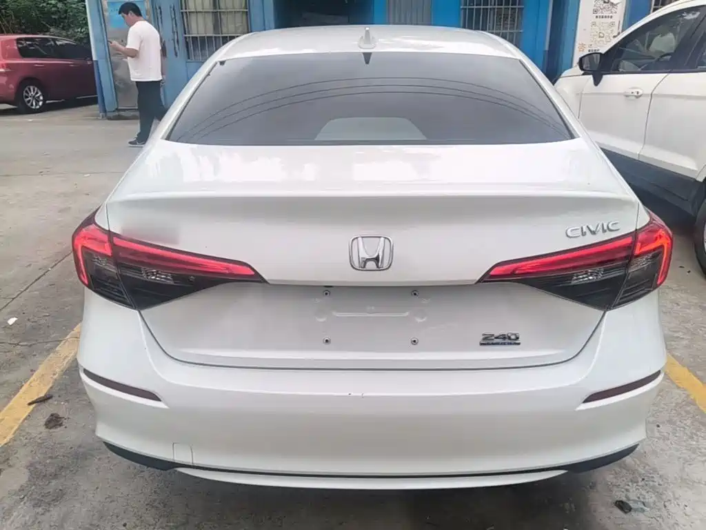 Honda Civic — миниатюра 6