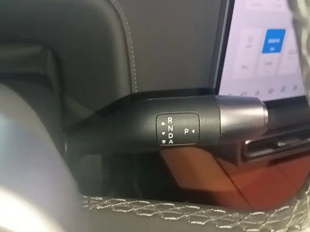 Li Auto Li L8 — миниатюра 14