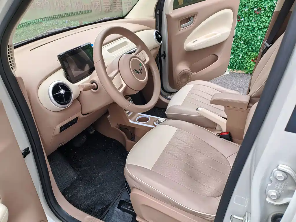 Wuling MINIEV — миниатюра 8
