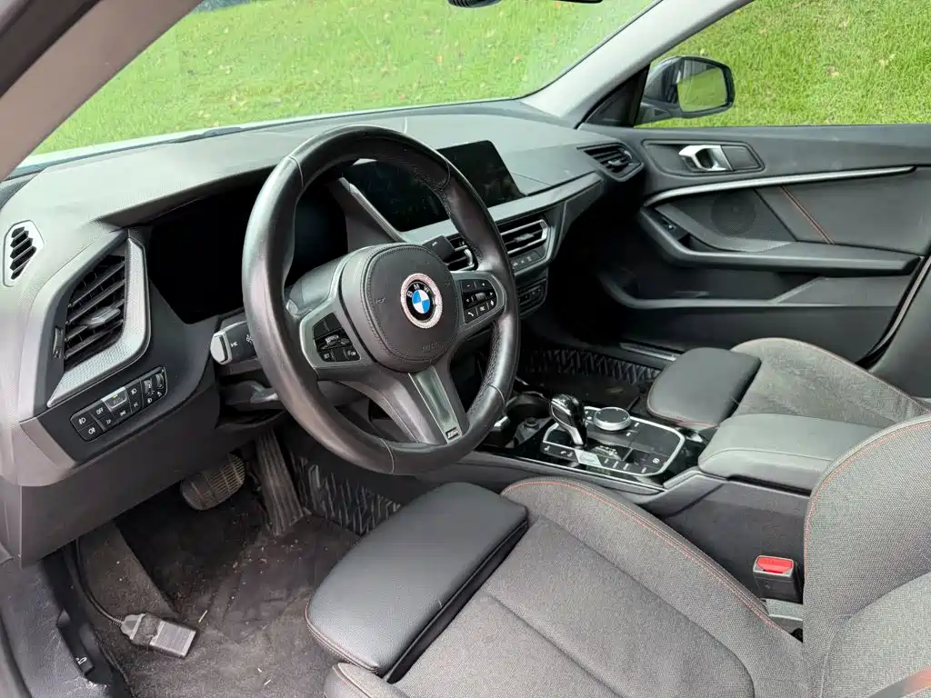 BMW 2 Series (Import) — миниатюра 7