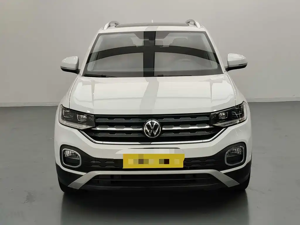 Volkswagen Tacqua 2021 1.5L AT Smart Connect
