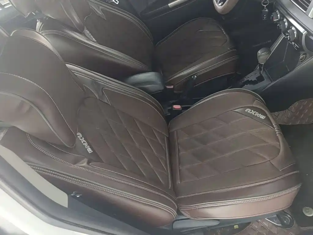 Toyota Yaris L — миниатюра 25