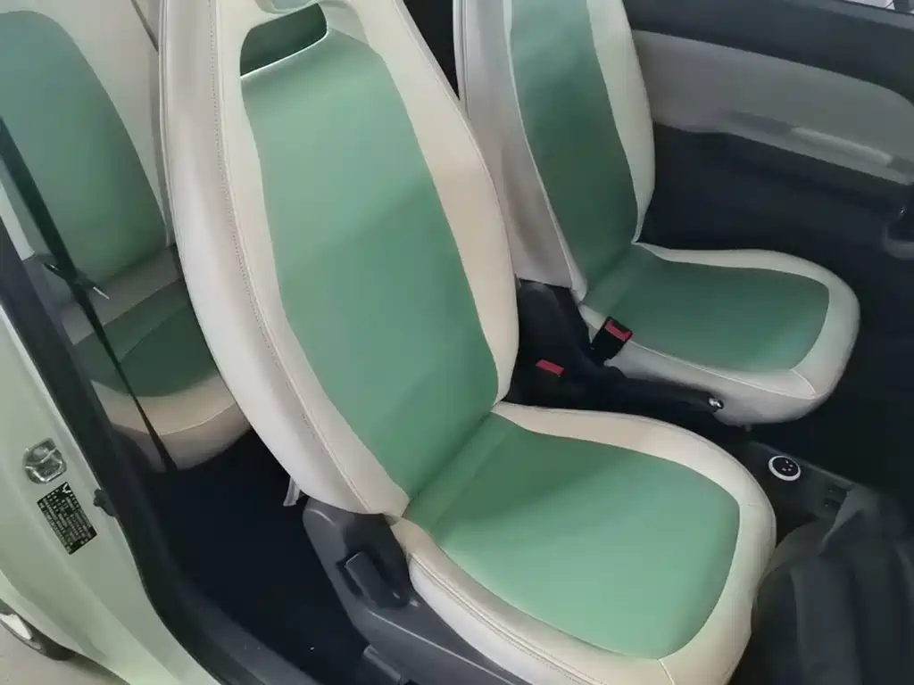 Wuling MINIEV — миниатюра 25