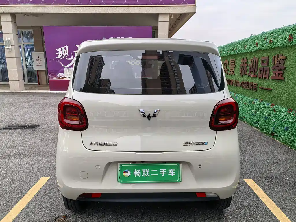 Wuling MINIEV — миниатюра 4