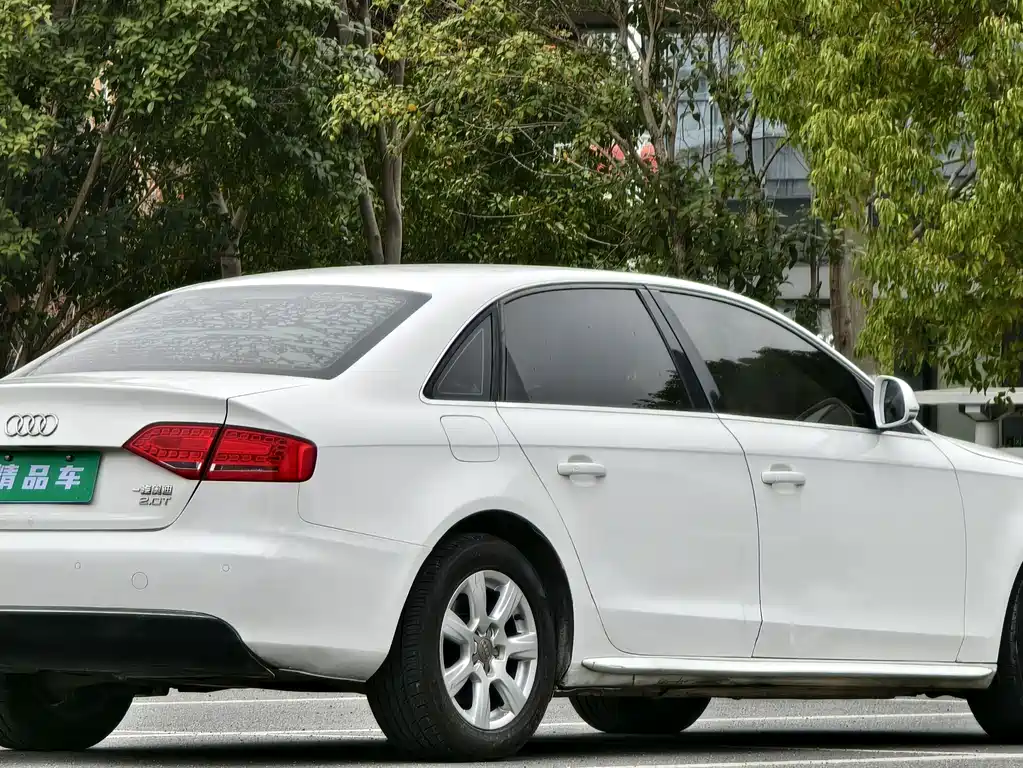 Audi A4L — миниатюра 4