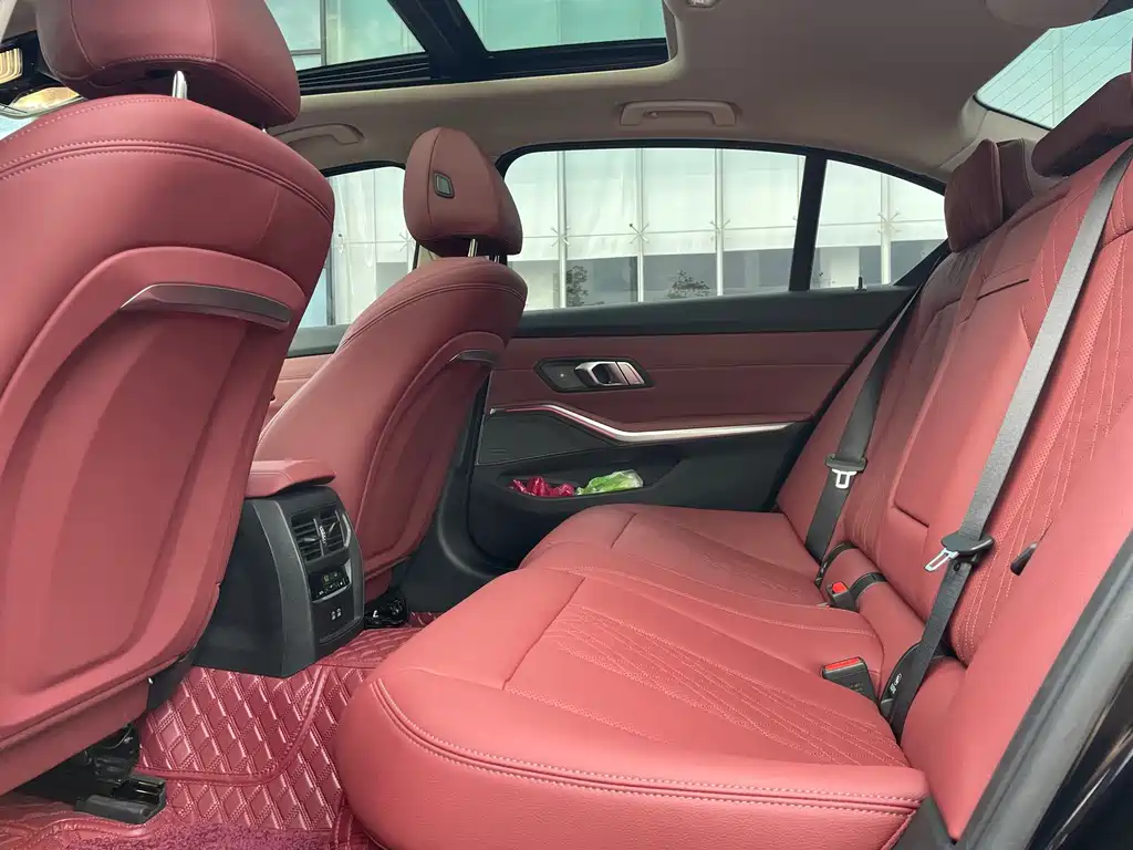 BMW 3 Series — миниатюра 8