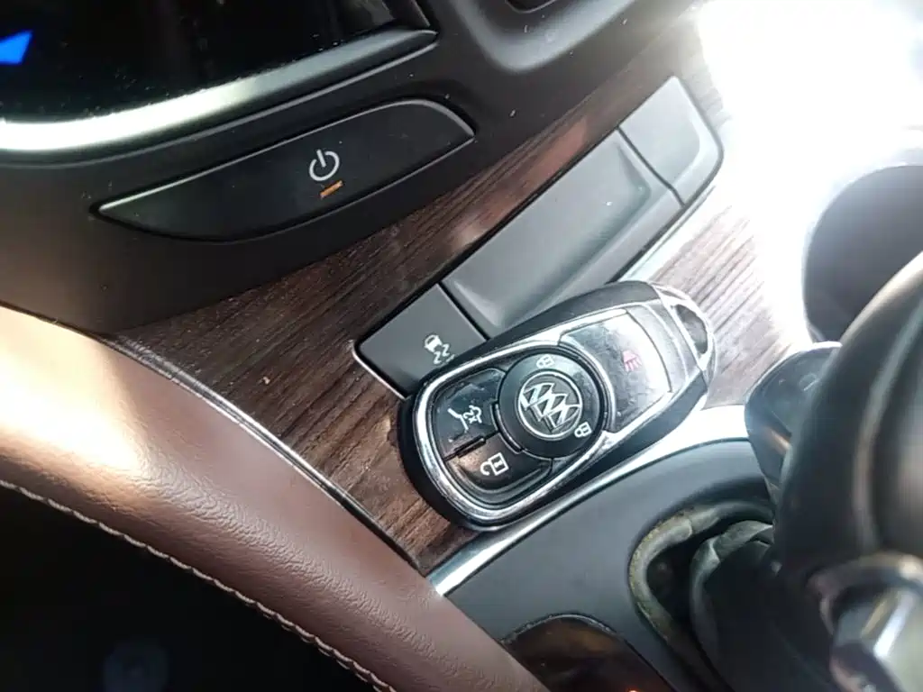 Buick Envision Plus — миниатюра 9