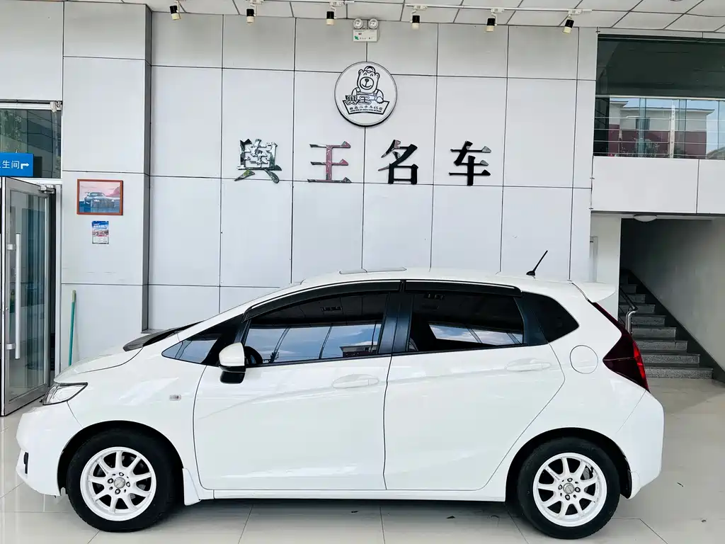Honda Fit 2016 1.5L LXS CVT Comfort