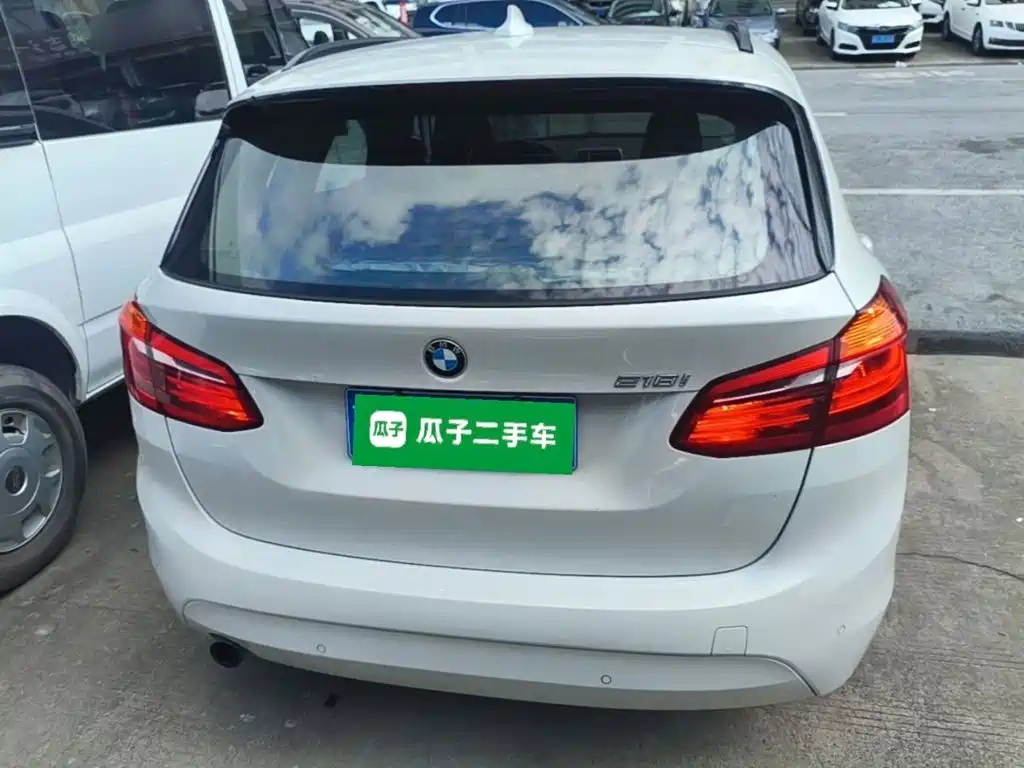 BMW 2 Series Active Tourer (Import) — миниатюра 6