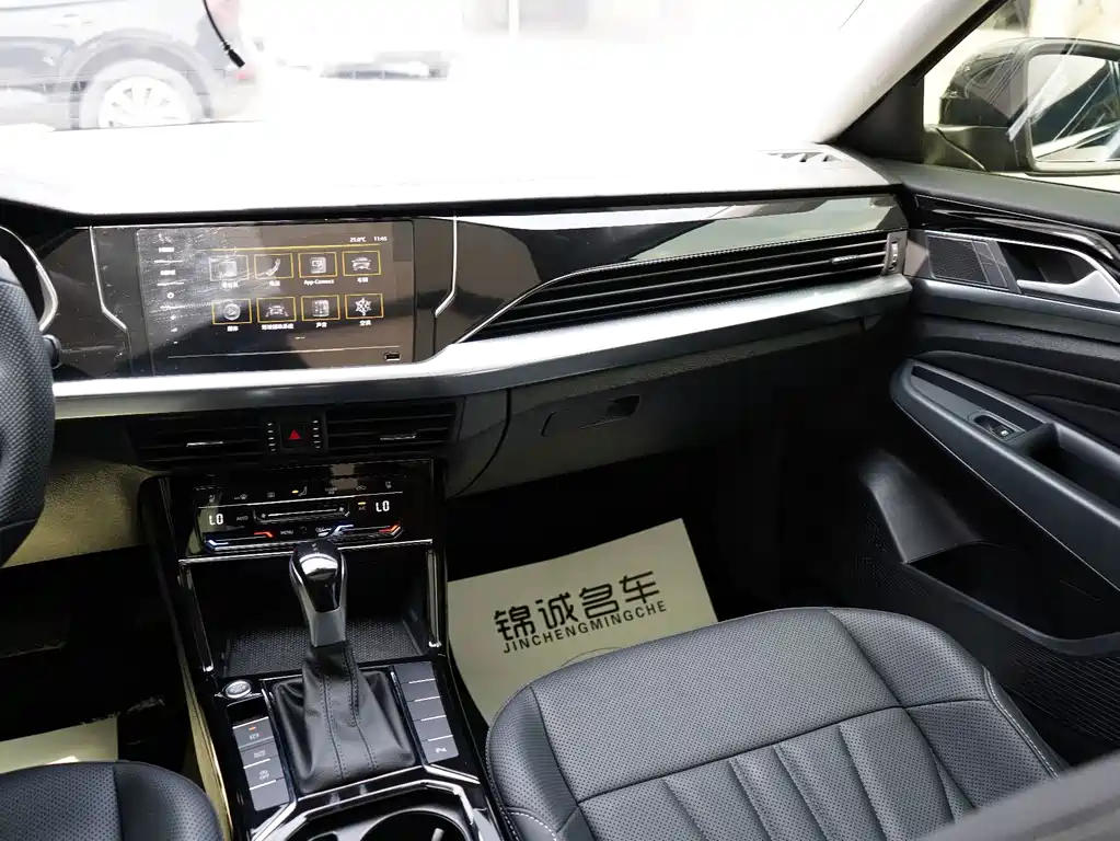 Volkswagen Passat — миниатюра 21