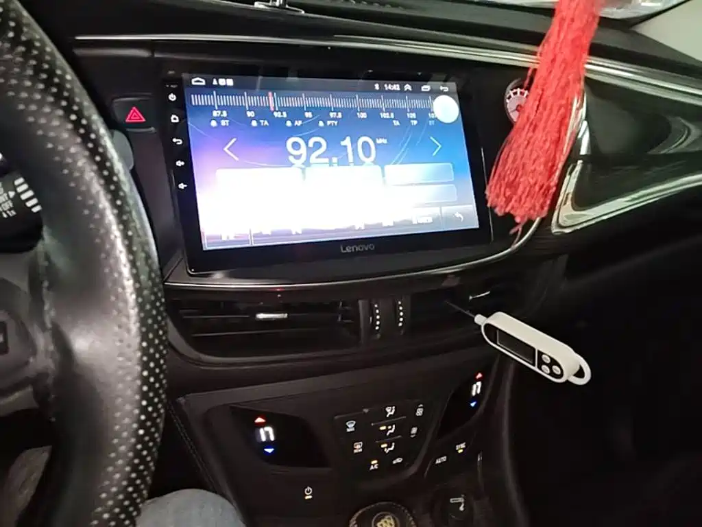 Buick Envision Plus — миниатюра 13