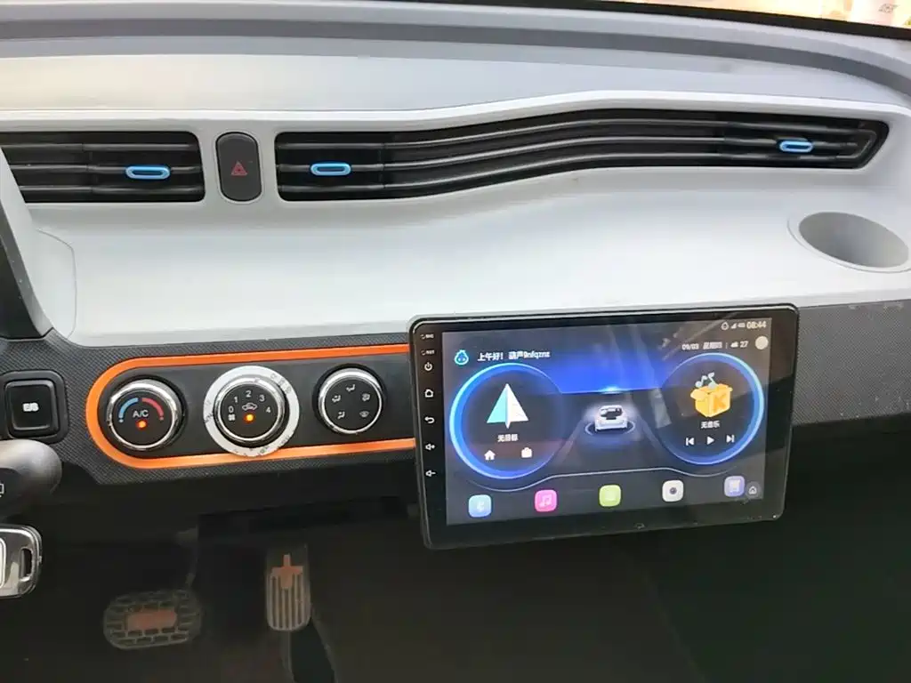 Wuling MINIEV — миниатюра 13