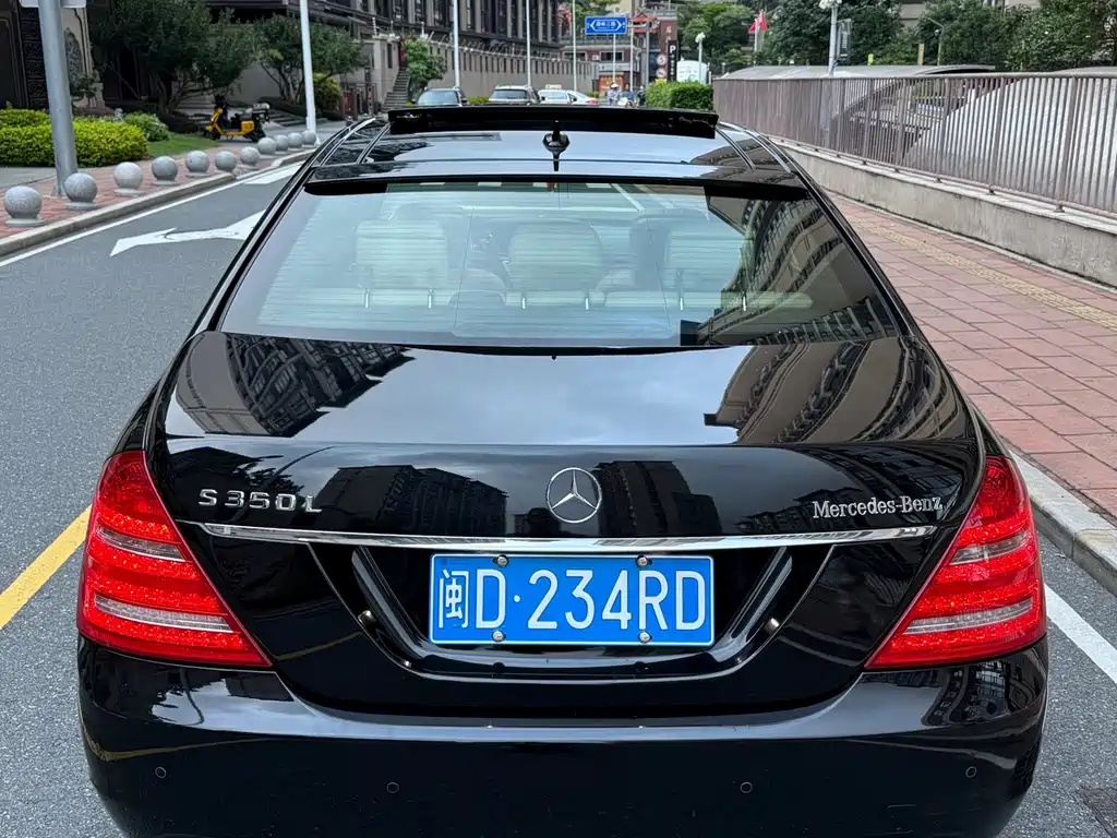 Mercedes-Benz S-Class — миниатюра 6